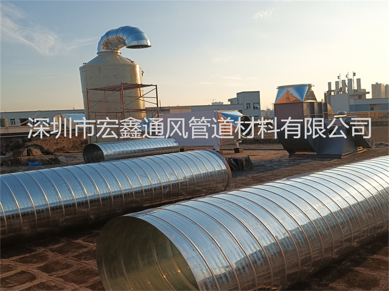 聯而達機電（diàn）車間除塵廢氣管道安裝案例